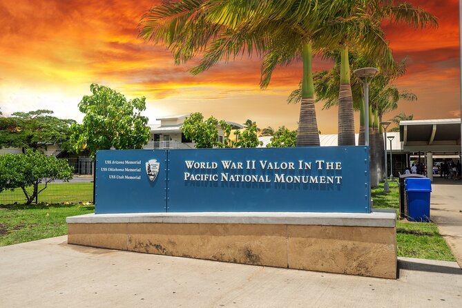 Tribute to Pearl Harbor Arizona Memorial and Honolulu City Tour - Iolani Palace, Washington Place, and the State Capitol