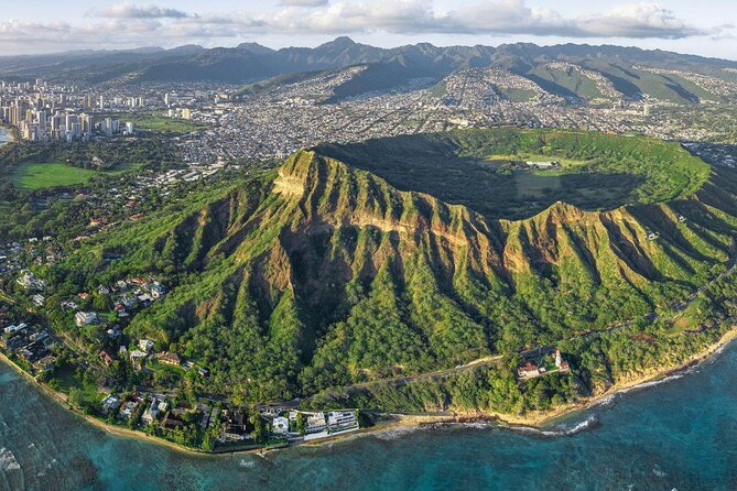 Turtle Canyon Snorkel Adventure in Waikiki, Oahu - A Short Boat Ride to Turtle Canyon