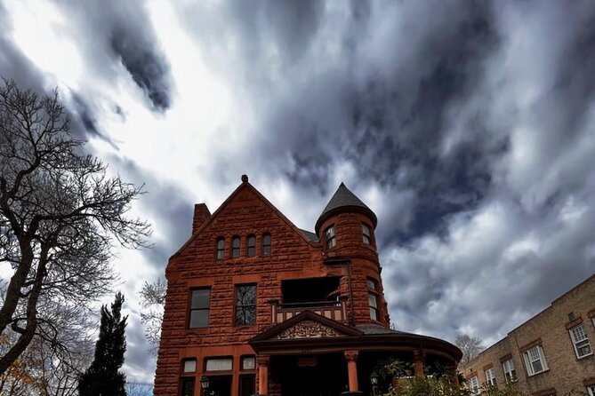 Twilight Ghost Tour - The Peabody-Whitehead Mansion and Sheedy Mansion