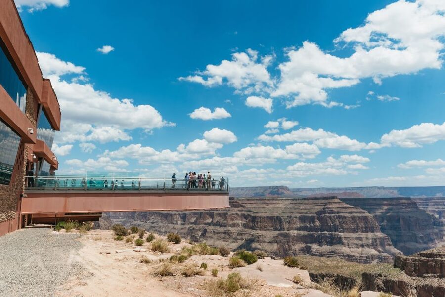 Vegas: Grand Canyon, Hoover Dam, Skywalk Option, & Two Meals - Who should book this tour