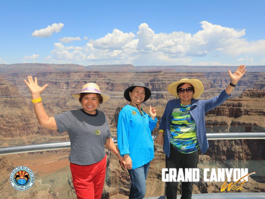 Vegas: Grand Canyon, Hoover Dam, Skywalk Option, & Two Meals - The early pickup and first breakfast