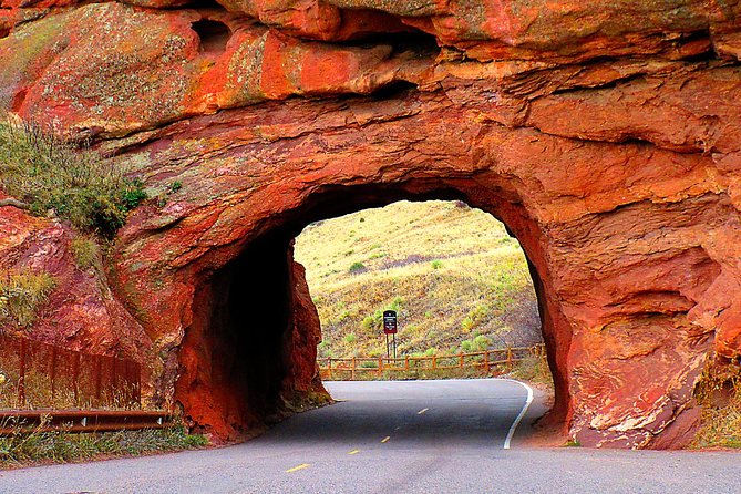 Visit Red Rocks Park, Continental Divide & Breckenridge - Isak Heartstone adds an unusual photo stop