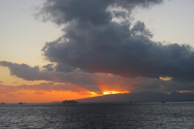 Waikiki Signature Sunset Catamaran Sail - Shuttle Timing and Meeting Details