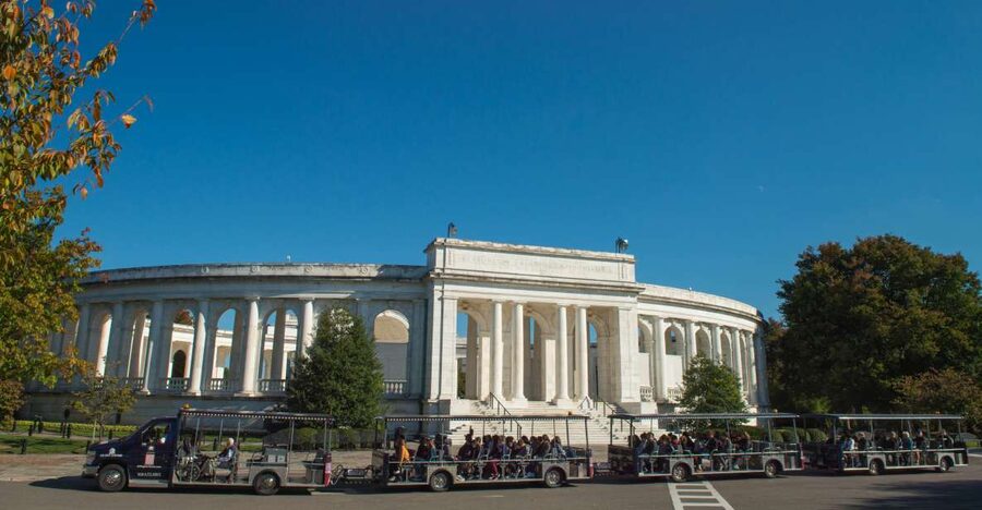 Washington DC: Arlington Nat. Cemetery Ticket & Tram Tour - The opening ride and the cemeterys difficult past