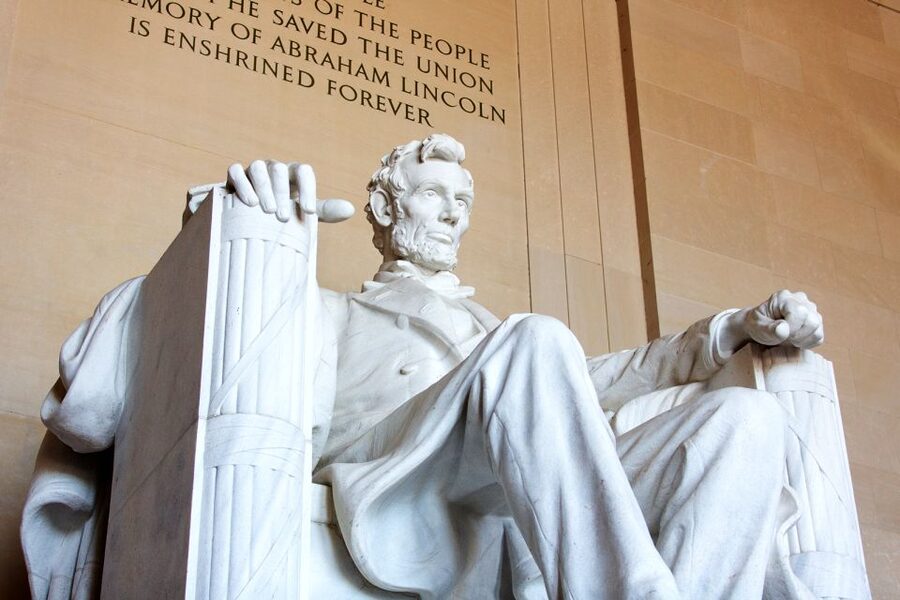 Washington DC: Bus Tour to the Highlights of the Capital - Martin Luther King Jr. Memorial and the meaning of the Mall