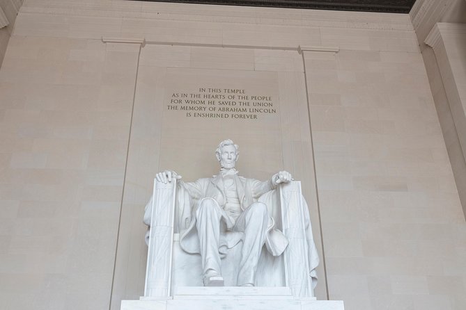 Washington DC Highlights, 1-Day Tour from NYC - One Smithsonian museum in about 90 minutes