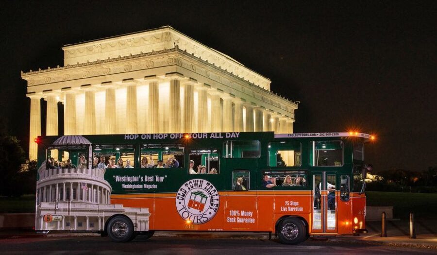 Washington DC: Monuments by Moonlight Nighttime Trolley Tour - What the 150-minute route actually covers