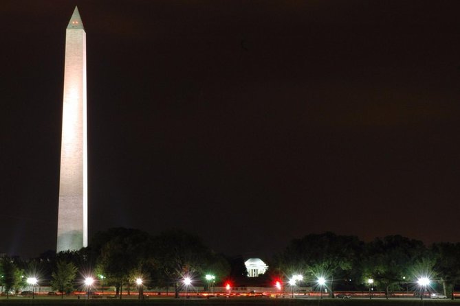 Washington DC Moonlight Tour by Electric Cart - The White House and Pennsylvania Avenue