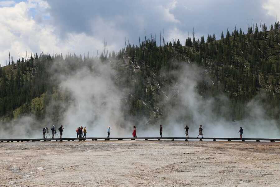 West Yellowstone: Yellowstone Day Tour Including Entry Fee - Food, comfort, and practical details