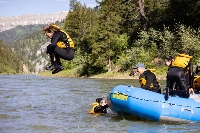 Whitewater Rafting in Jackson Hole : Family Standard Raft - Starting at Dave Hansen on West Broadway
