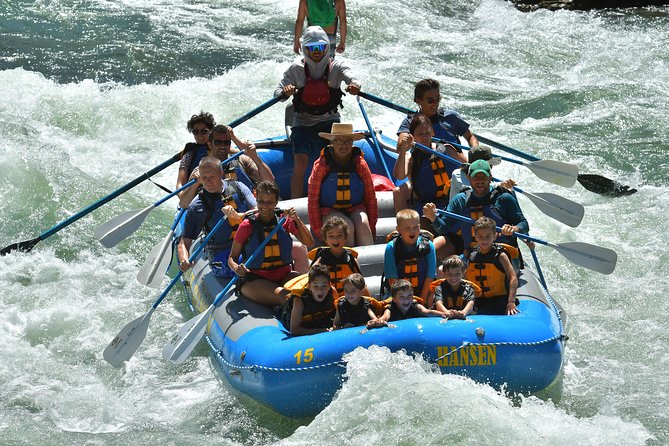 Whitewater Rafting in Jackson Hole : Family Standard Raft - Guides make the first trip easier