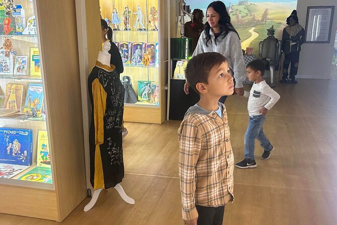 Wizard of OZ Museum tour - Who will enjoy this most?